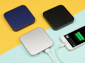 ����������� �������� ���������� �Esquire�, 4000 mAh