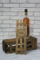Деревянная реечная коробка под бутылку